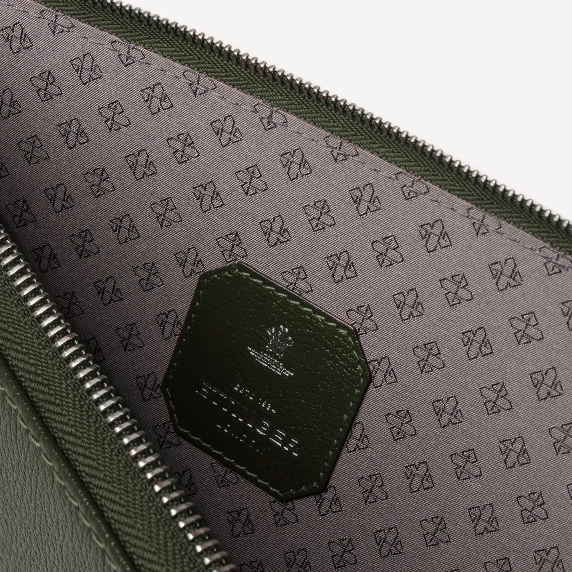 Capra Medium Zip Pouch
