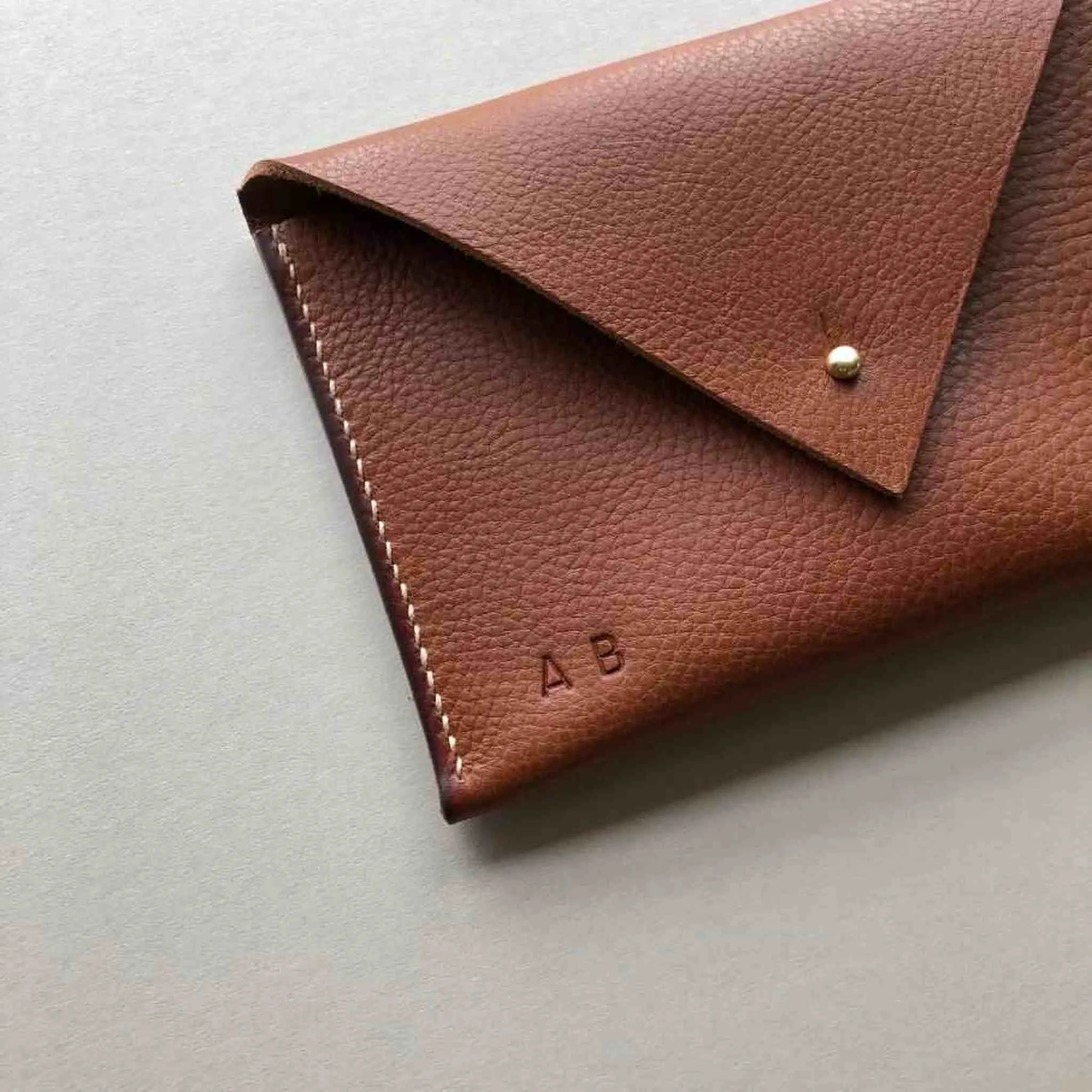 Drifter Maxi Leather Purse Wallet in Black or Tan