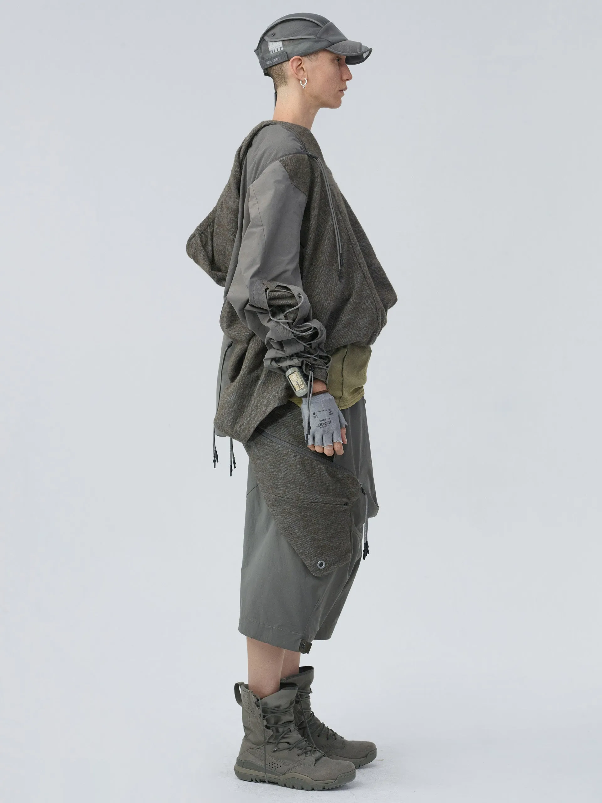 EDGE VAGRANT / EXPANDABLE HOODIE