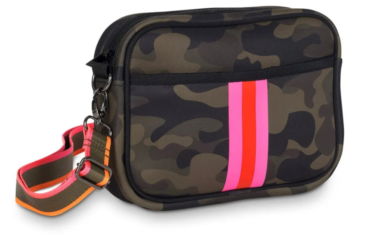 Haute Shore Drew Showoff Crossbody