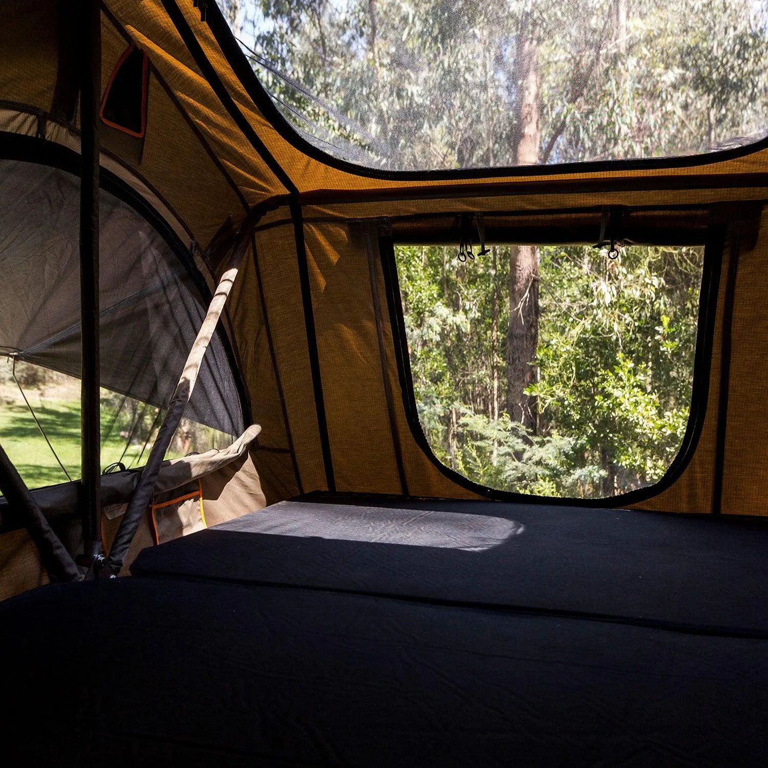 HI-VIEW 1800 ROOF TOP TENT