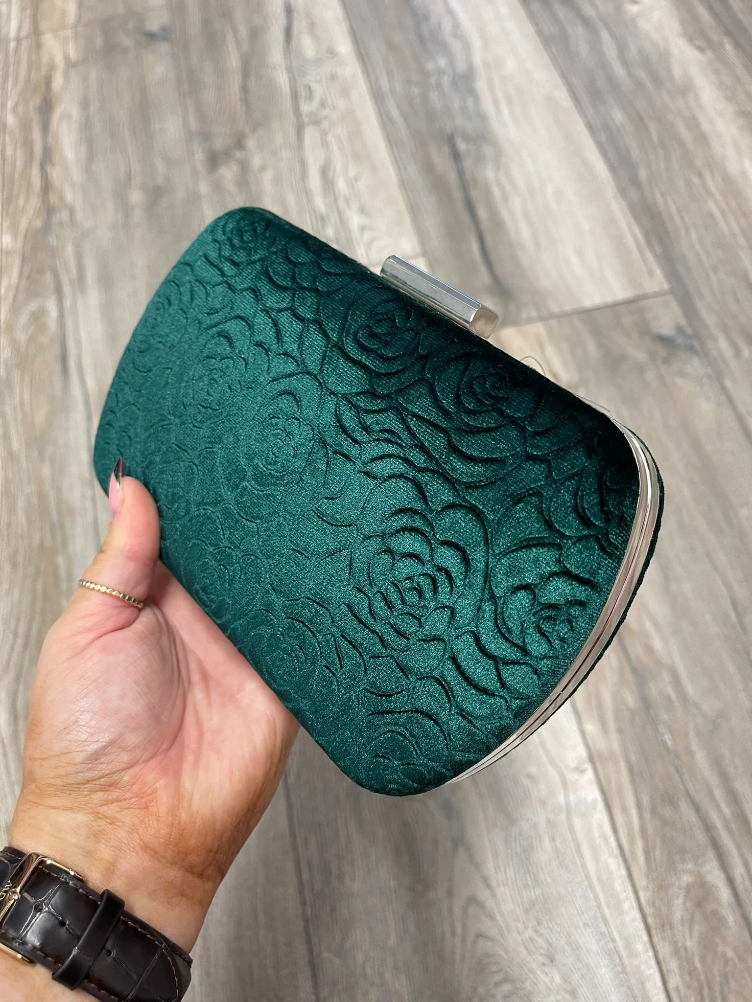 Ivy Embossed Velvet Clutch (4 colours)