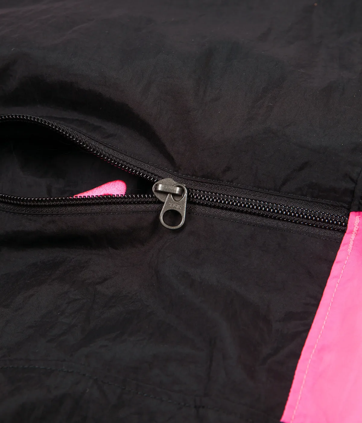 Nike VW Woven Jacket - Black / Hyper Pink / Hyper Royal / Hyper Pink