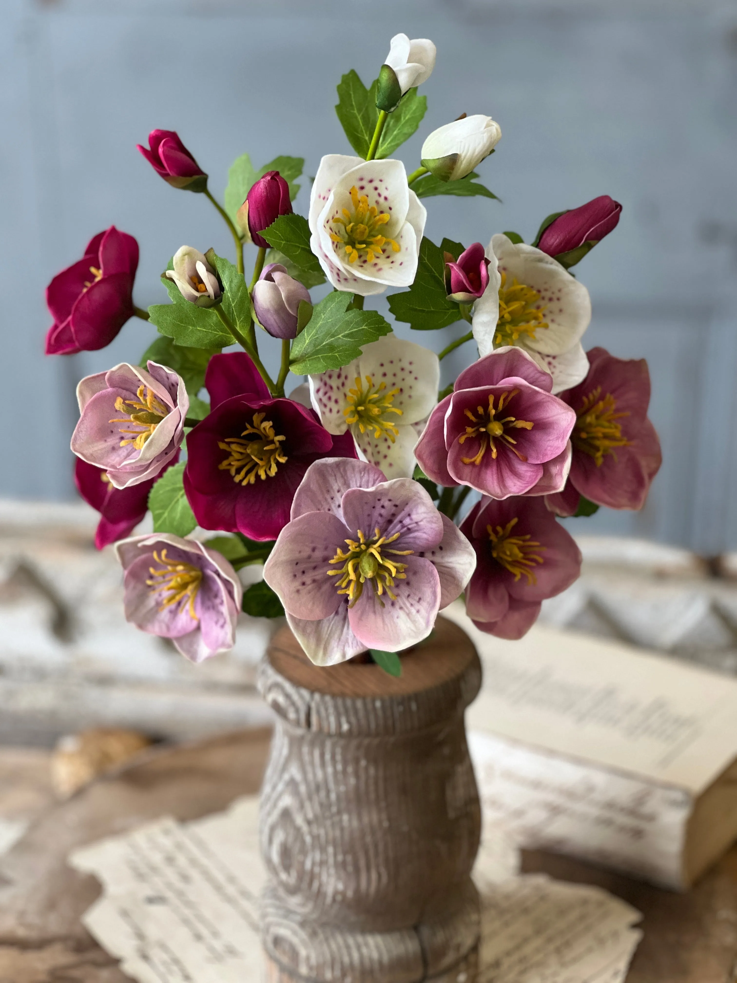 Oracle Rosette | 17" | Luscious | NOT CURRENTLY IN STOCK-New For Spring 2025!