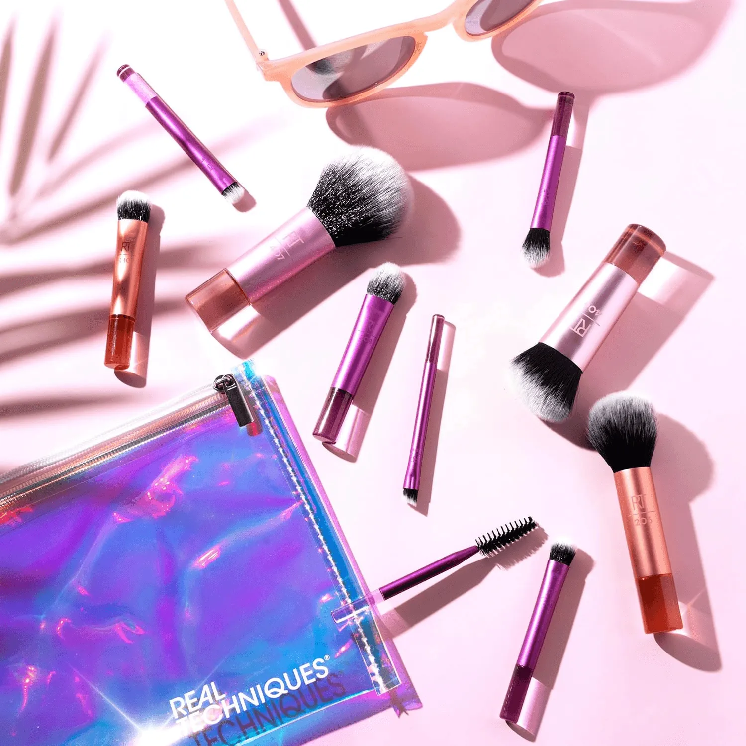Real Techniques 10-IN-1 Travel Fantasy Mini Brush Kit - 04285