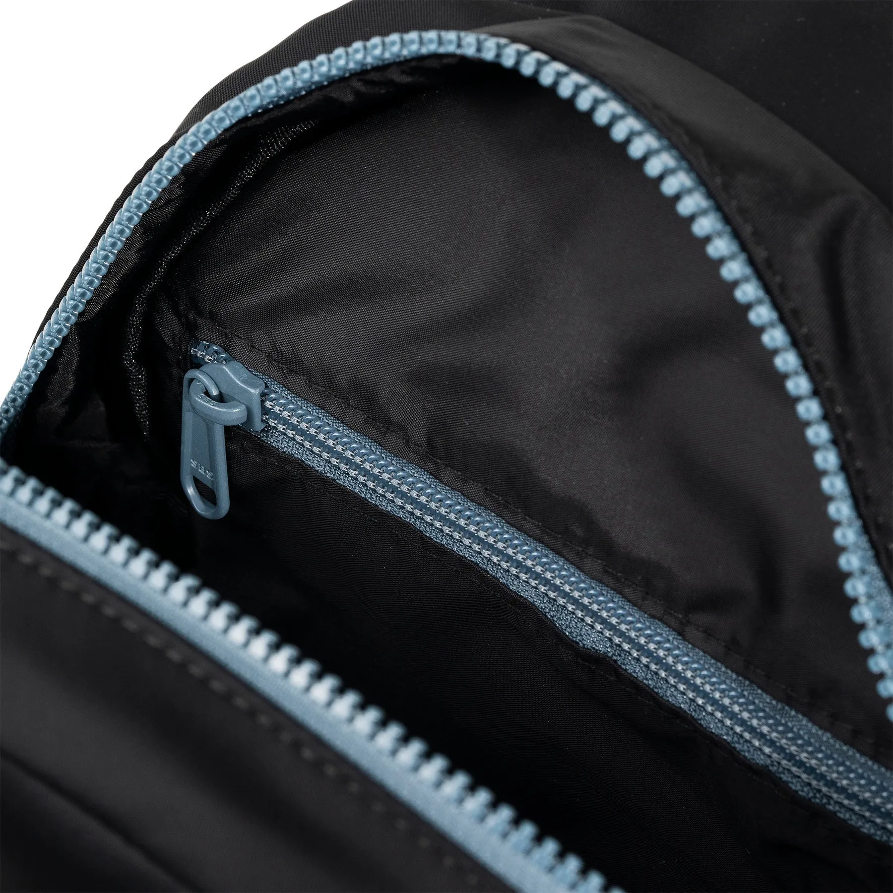 ROKA All Black Willesden B Airforce Large Recycled Nylon Bag