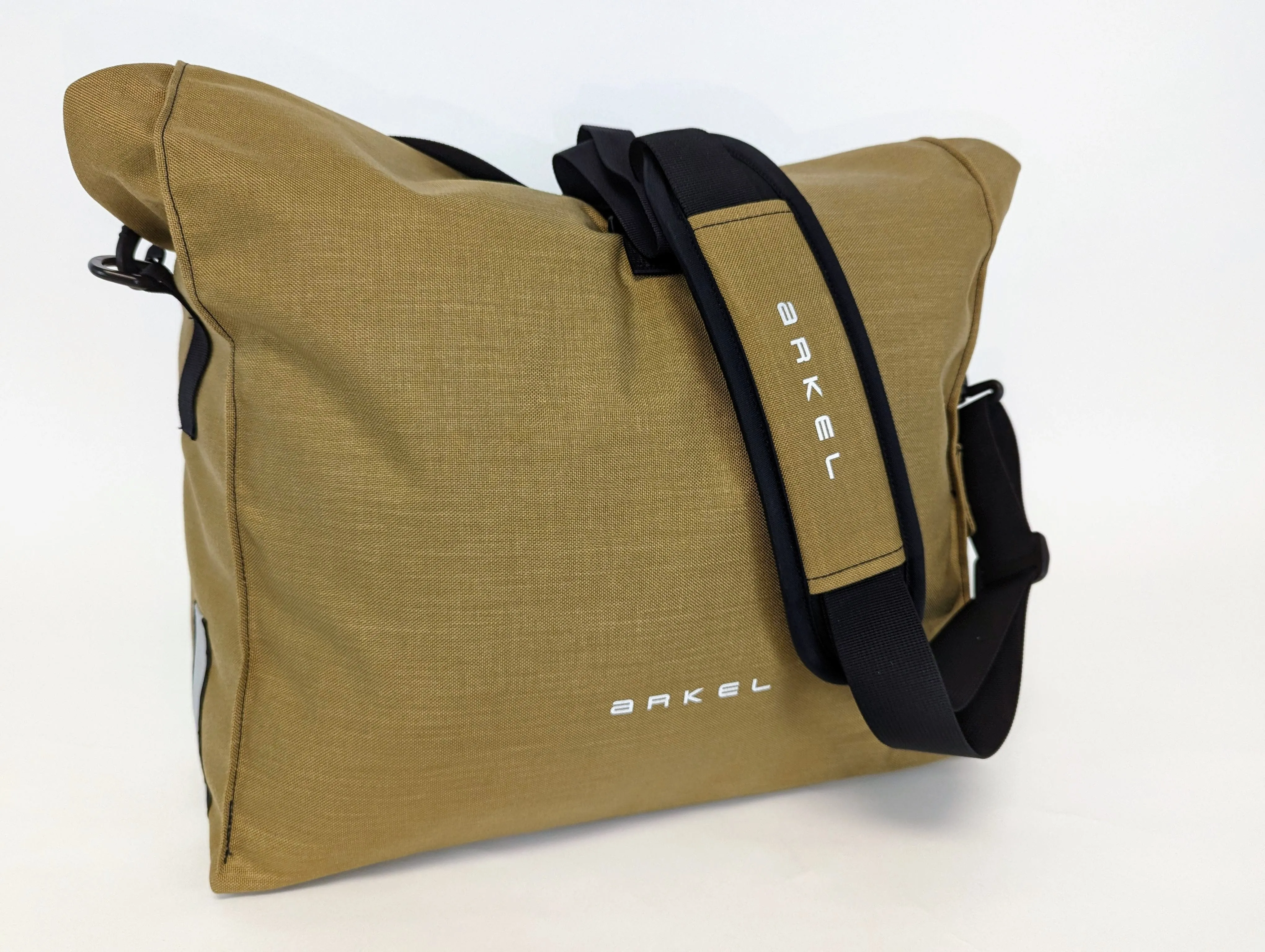 Signature H - Waterproof Urban Pannier