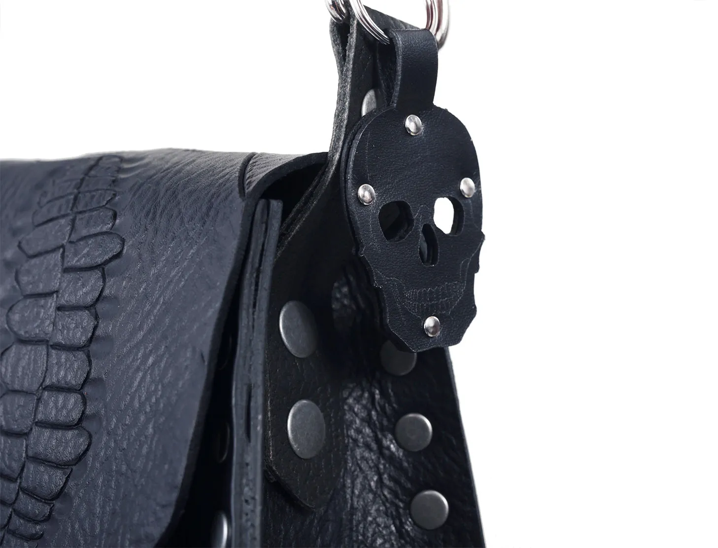 Skull cross body with fringe - Extra Large.